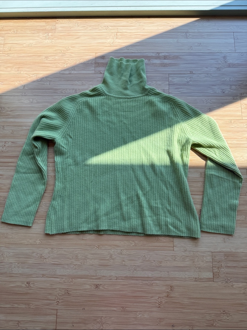 Merona 100% cashmere lime green turtleneck sweater vintage ribbed